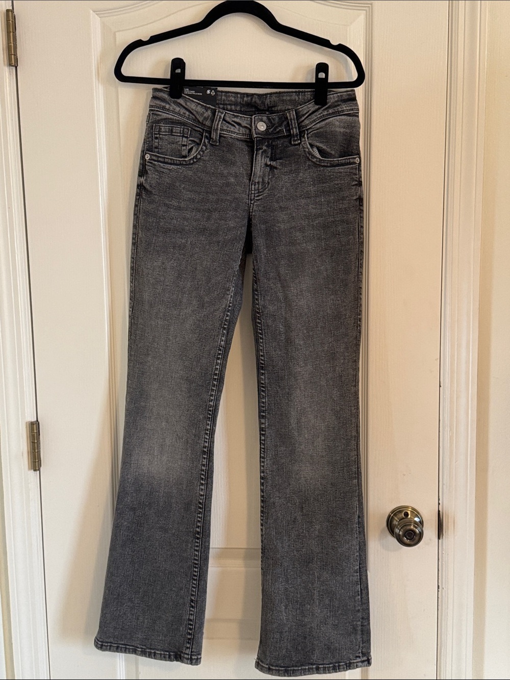 H & M Divided Women's Gray Flare Jeans 4 NWT